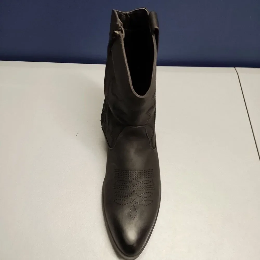 PEPPEP Western Ankle Boots‎ Womens Size 8 Black Leather Side Zipper Block Heel